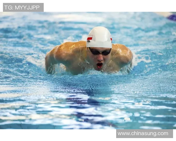 蝶泳基本技巧解析与提高训练方法全面指导